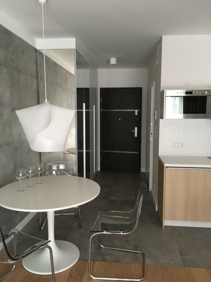 Apartment In The Gantry Hall - W19 Krakkó Kültér fotó