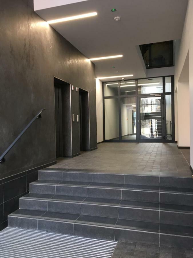 Apartment In The Gantry Hall - W19 Krakkó Kültér fotó